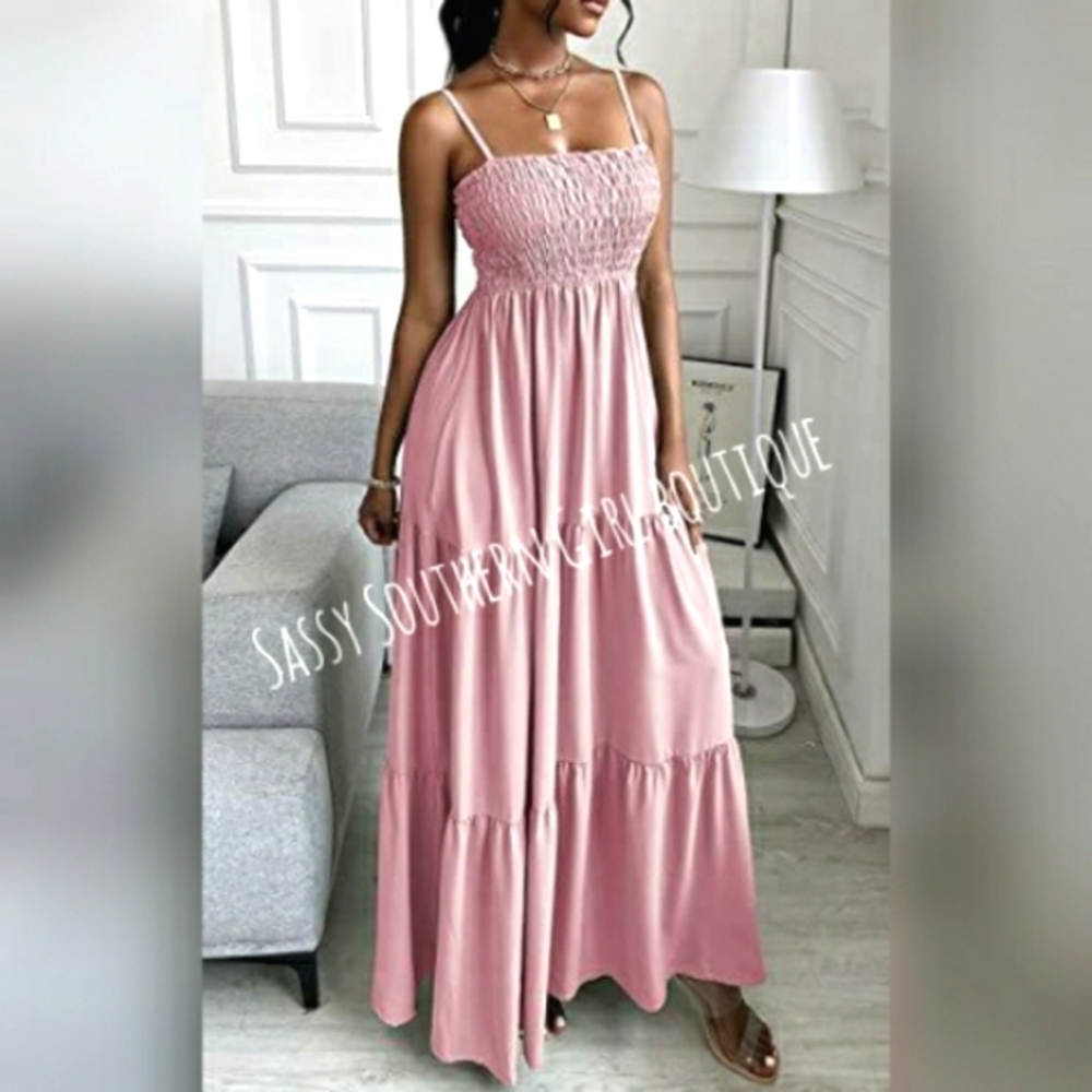 🆕⭐ Boho Mauve pink smocked dress
